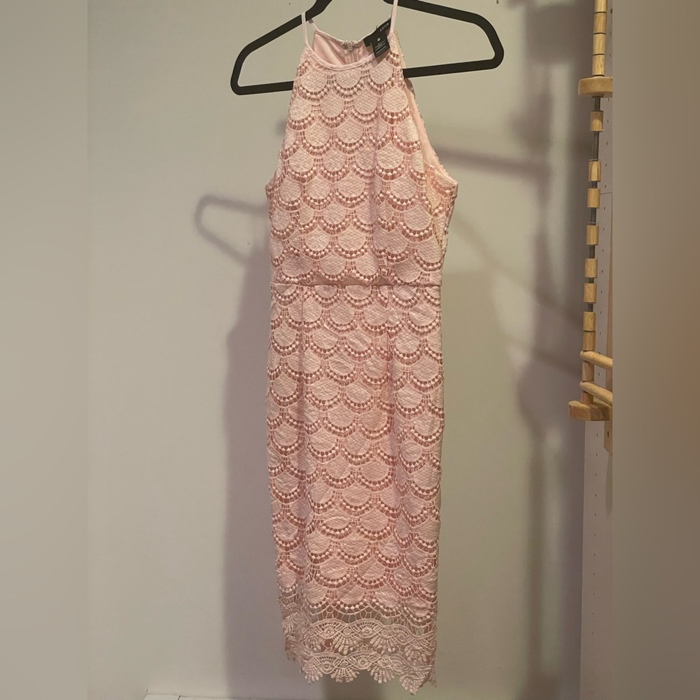 AQUA Lace Midi Dress Light Pink